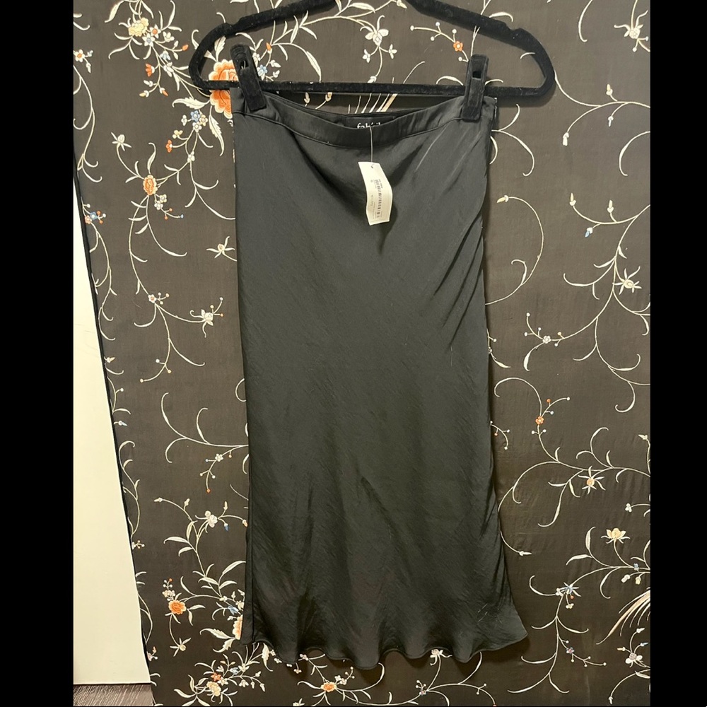 NWT fab’rik Sybil Midi Skirt Small